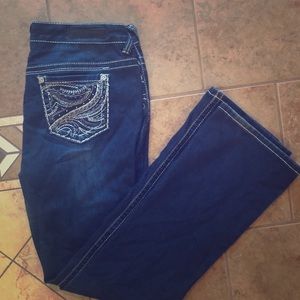 31x33 Vanity Jean in EUC